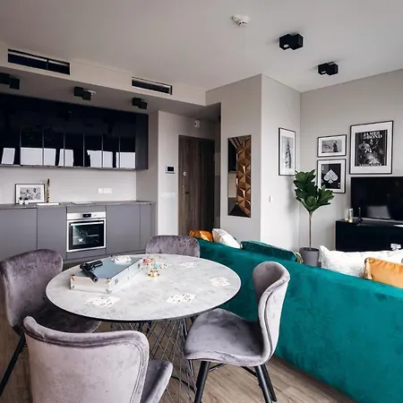 Brand New Bond Center * Vilnius